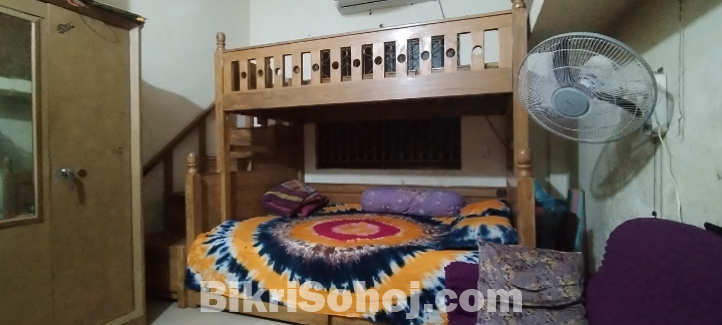 দুইতলা খাট